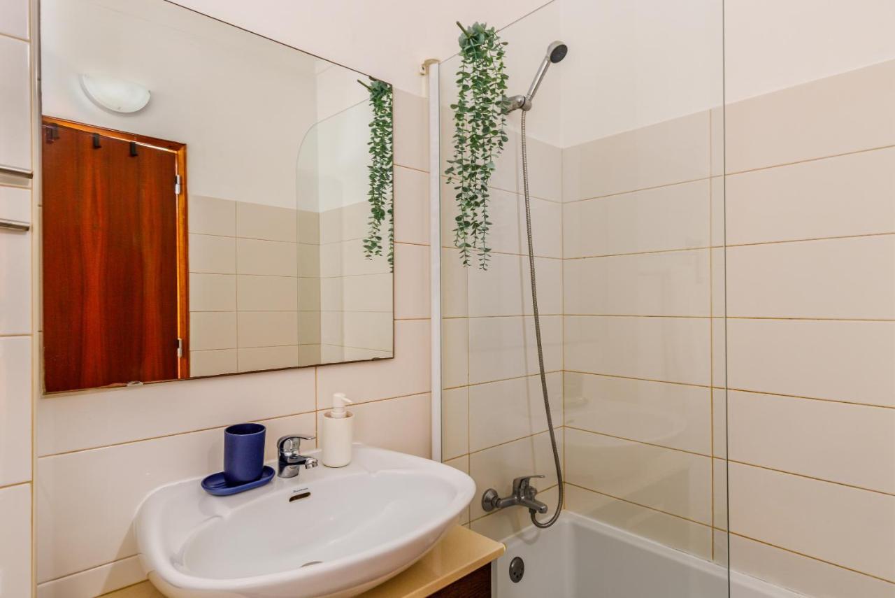 Sleeptubal Moderne Accommodatie Alhos Vedros Eksteriør billede